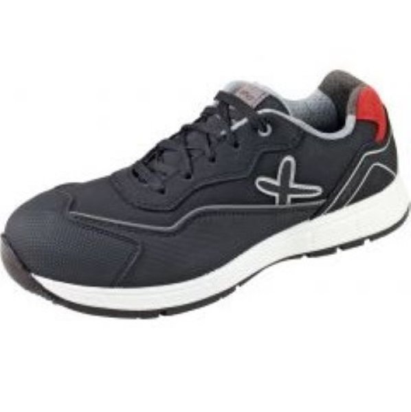 Leichter, sportlicher Halbschuh